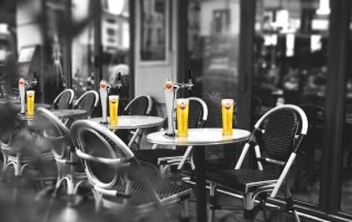 amstel barril cerveza premium pilsener comercial tabarca distribucion de bebidas y alimentacion alicante terraza destacada