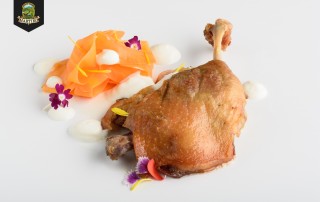confit de pato con ensalada de zanahorias y yogur de menta martiko comercial tabarca distribución de bebidas y alimentación alicante