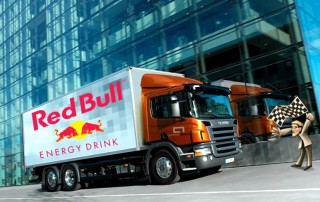 red bull energy drink refresco camion comercial tabarca distribucion de bebidas y alimentacion alicante