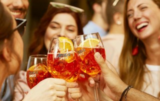 spritz aperitivo aperol campari comercial tabarca distribución de bebidas y alimentación alicante