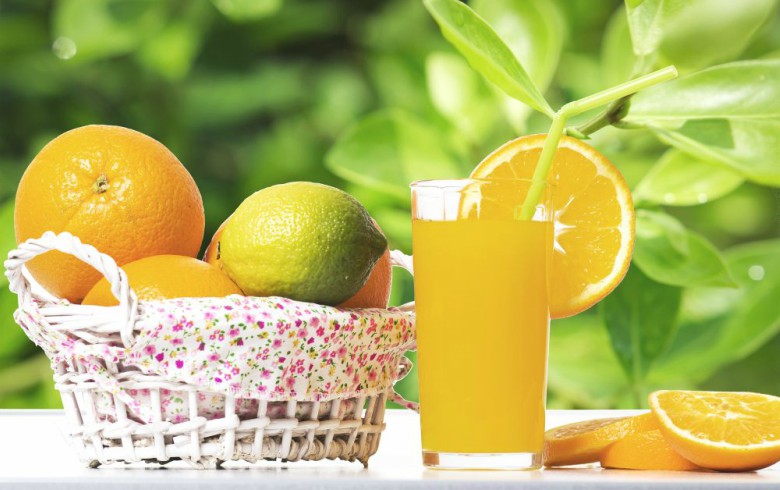 vichy catalán fruits refresco zumos frutas burbujas limón naranja manzana comercial tabarca distribución de bebidas y alimentación alicante